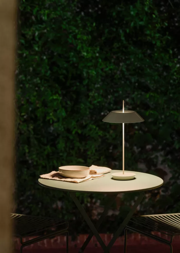 Vibia Mayfair Mini 5495 Tafellamp LED Oplaadbaar Beige D1 20 Vibia Mayfair Mini 5495 Tafellamp LED Oplaadbaar Beige D1 - Afbeelding 20