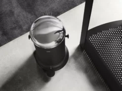 VIPP Vipp15 Pedaalemmer 14L Beige 12 VIPP Vipp15 Pedaalemmer 14L Beige -Beste Meubelcollectie Winkel x886x886 vipp vipp15 pedaalemmer 14 l6.jpg.pagespeed.ic .5Pc3BrGRlL