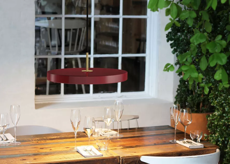 Umage Asteria Hanglamp Ø43 LED Medium Messing/antraciet 3 Umage Asteria Hanglamp Ø43 LED Medium Messing/antraciet - Afbeelding 3