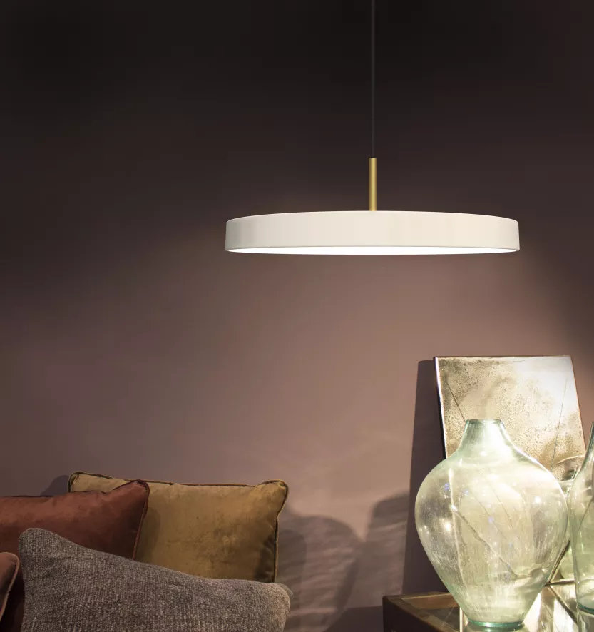 Umage Asteria Hanglamp Ø43 LED Medium Messing/antraciet 8 Umage Asteria Hanglamp Ø43 LED Medium Messing/antraciet - Afbeelding 8