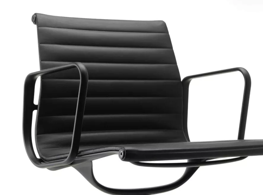 Vitra Aluminium Chair Black EA 108 Hopsak Bruin 5 Vitra Aluminium Chair Black EA 108 Hopsak Bruin - Afbeelding 5