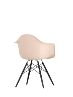 Vitra Eames DAW Stoel Zwart Esdoorn Onderstel, Diepzwart 11 Vitra Eames DAW Stoel Zwart Esdoorn Onderstel, Diepzwart -Beste Meubelcollectie Winkel x886x886 vitra eames daw stoel met zwart esdoorn onderstel nieuwe kleuren16.jpg.pagespeed.ic .7sh0w5mlt7