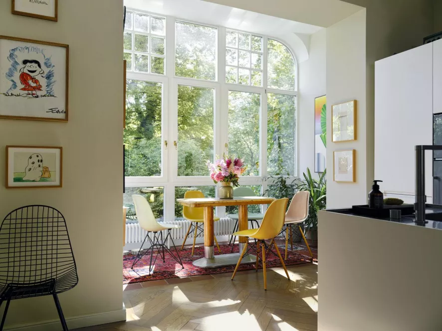 Vitra Eames DSW Stoel Geelachtig Esdoorn Onderstel, Graniet Grijs 9 Vitra Eames DSW Stoel Geelachtig Esdoorn Onderstel, Graniet Grijs - Afbeelding 9