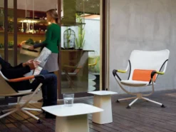 Vitra Metal Side Table Bijzettafel Outdoor Groot Ijsgrijs 14 Vitra Metal Side Table Bijzettafel Outdoor Groot Ijsgrijs -Beste Meubelcollectie Winkel x886x886 vitra metal side table tuintafel sfeer 3.jpg.pagespeed.ic .fhxtwD5raB