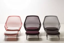 Vitra Slow Chair Met Ottoman Loungestoel Bruin/créme / Poedercoating Aubergine -Beste Meubelcollectie Winkel x886x886 vitra slow chair ottoman loungestoel sfeer 4.jpg.pagespeed.ic .RwC6ErL5ho